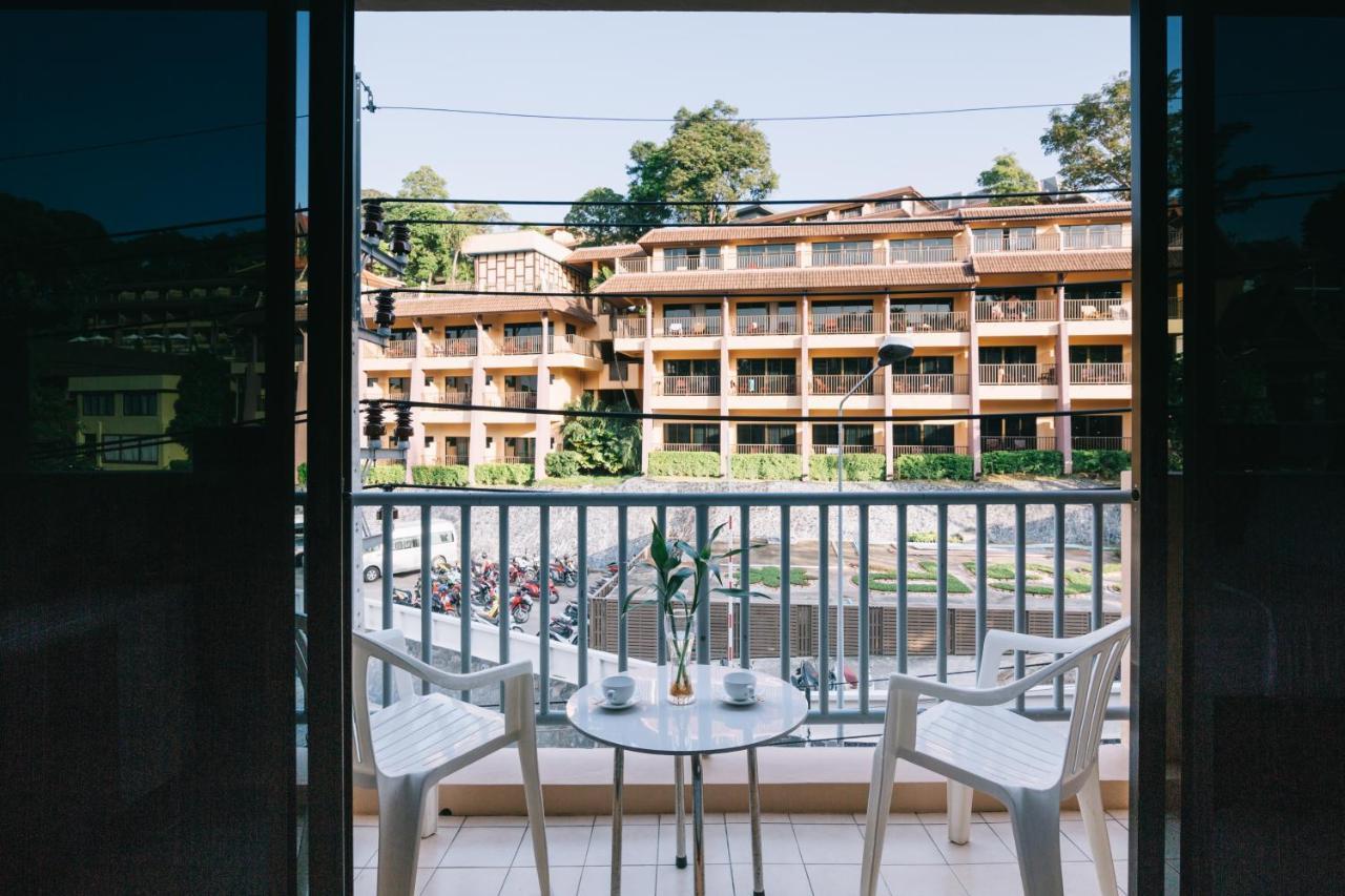 Kata Sun Beach Hotel Exterior photo